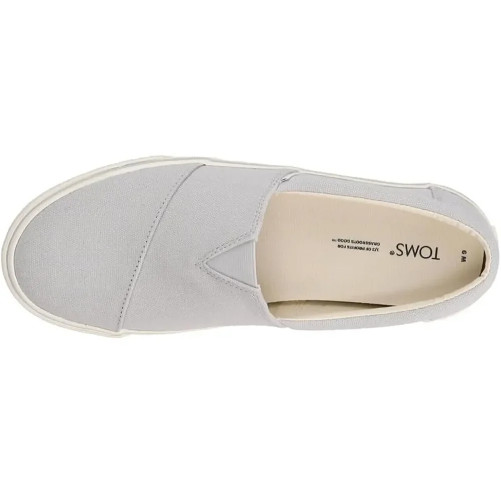 Toms pre owned